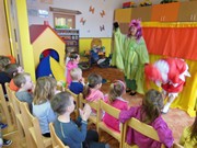 Divadlo Úsměv - Kašpárek -odpady a plasty